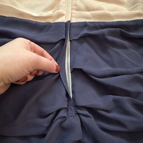 EXPRESS (Size 10) Light Pink Dark Blue Crepe Chiffon Ruched Dress Sleeveless - Picture 11 of 11